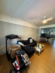 Blk 215 Jurong East Street 21 (Jurong East), HDB 3 Rooms #559213361
